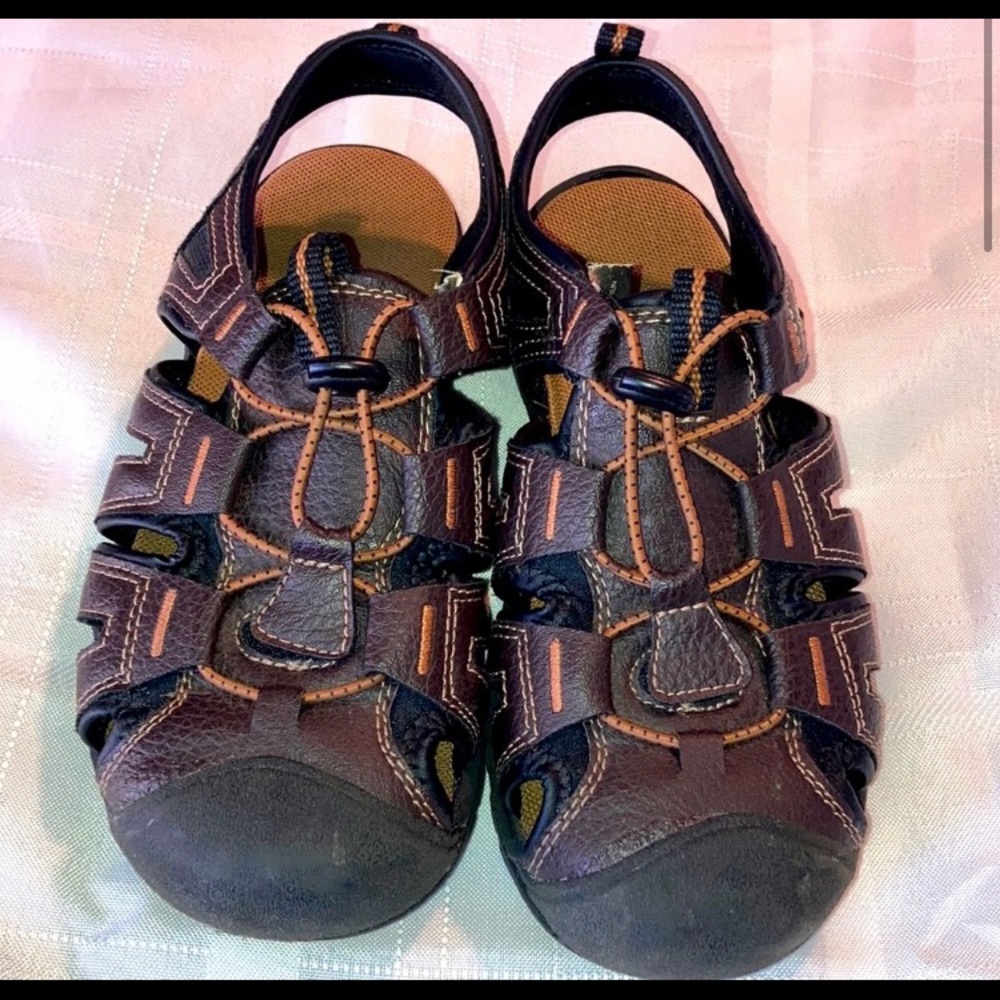Savannah Harbor sandals 
Size 1M